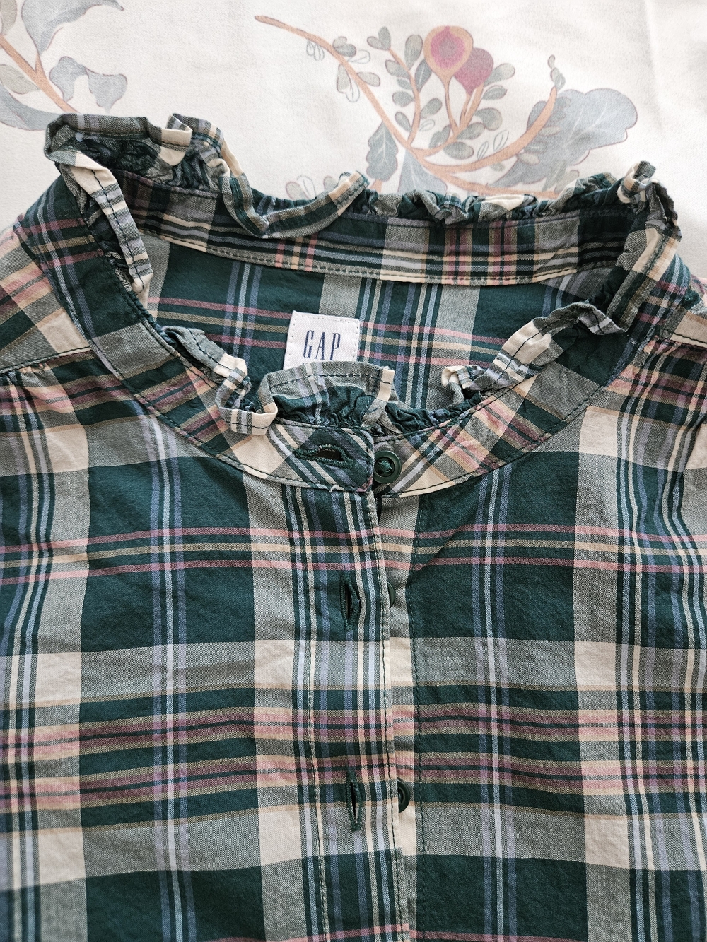 GAP Ruffle Collar Button-up Shirt - Picture 2 of 3